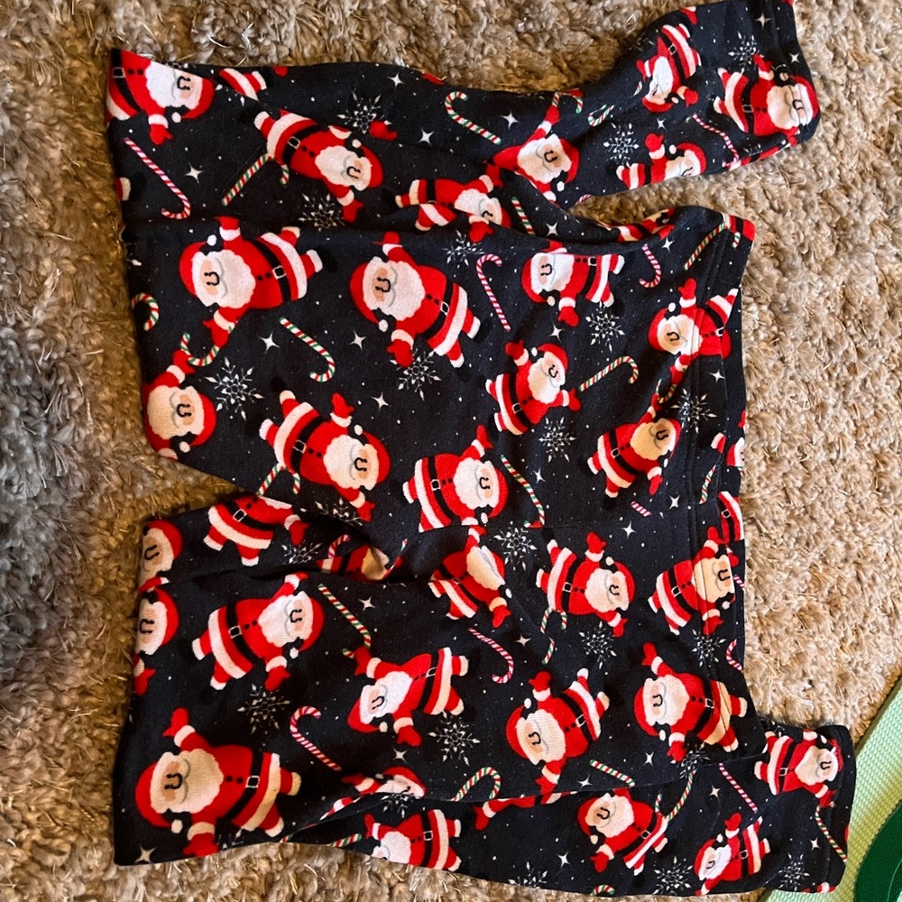 Faded glory holiday / Christmas / Santa leggings M NWOT